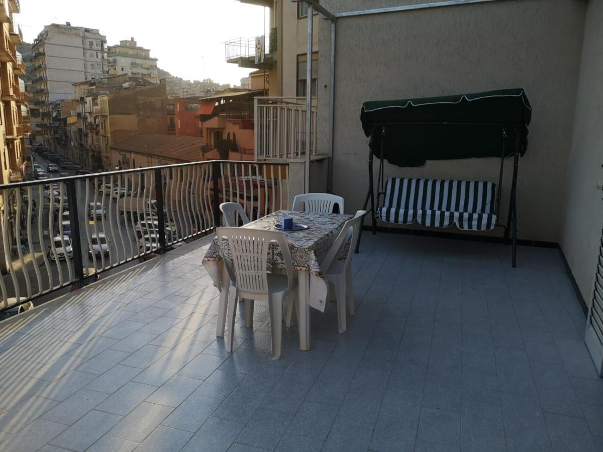 La Regina Di Coppe Apartment Licata Exterior photo